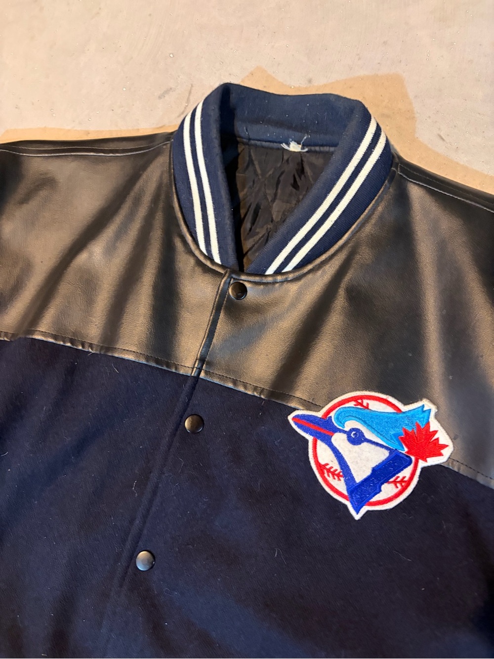 Vintage Toronto Blue Jays Varsity Jacket Large - Picture 3 of 4